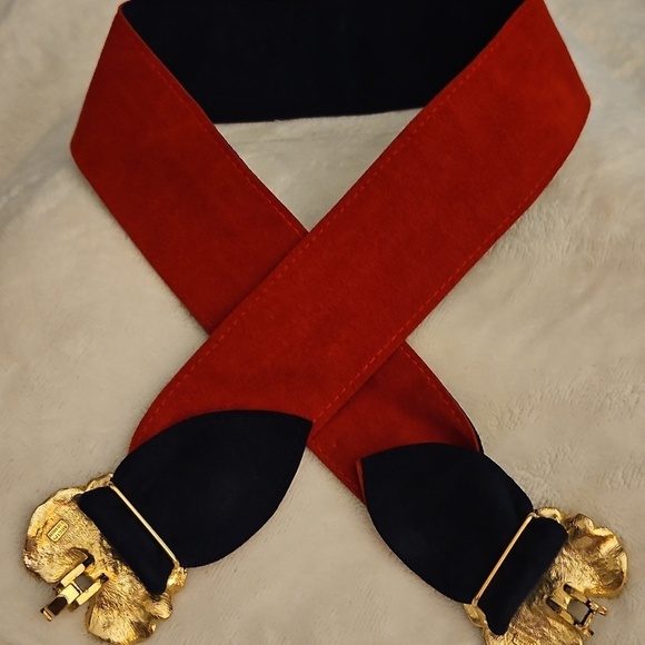 Vtg MIMI DIN 1981 Navy Blue and Red Reversible Suede Leaf Buckle Adjustable Belt main image 8